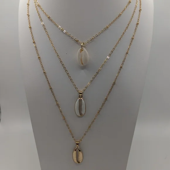 Shell Triple Strand Delicate Shiny Gold Necklace - Picture 2 of 5